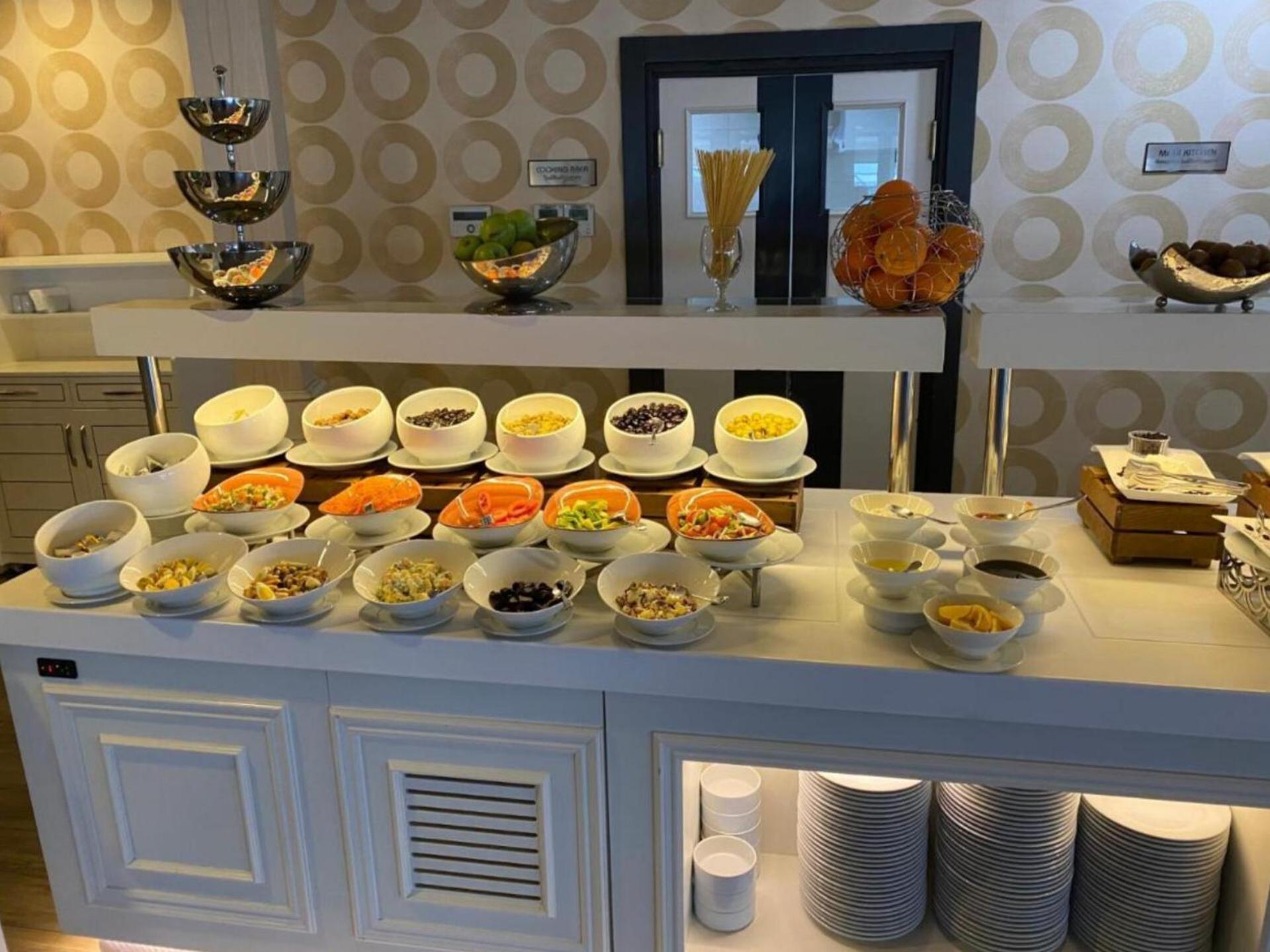 Sea View Premium In Orbi באטומי